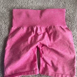 Nvgtn Scrunch shorts